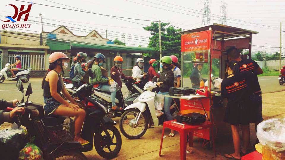 Hình thức kinh doanh mới mẻ -bán bánh mì trên Xe bánh mì thổ nhĩ kỳ Hình thức kinh doanh mới mẻ -bán bánh mì trên Xe bánh mì thổ nhĩ kỳ