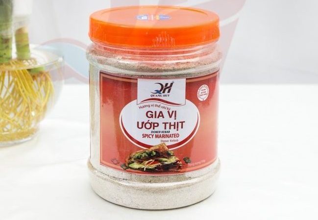 Quang Huy đã nghiên cứu và cho ra loại bột gia vị hỗ trợ người bán hàng