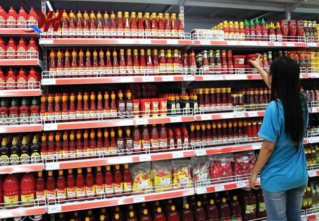 Bạn có thể tìm thấy các loại nước sốt trong siêu thị Bạn có thể tìm thấy các loại nước sốt trong siêu thị