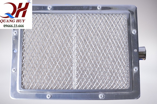 Các mắt lưới được đan dày nhau đảm bảo cho việc nướng thịt tốt hơn Các mắt lưới được đan dày nhau đảm bảo cho việc nướng thịt tốt hơn