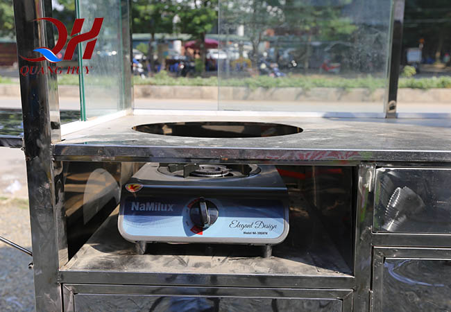 Khu nấu xôi của xe bán xôi Khu nấu xôi của xe bán xôi