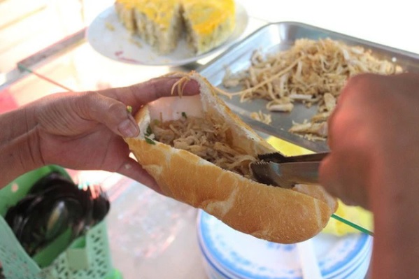 Bánh mì bì Bánh mì bì