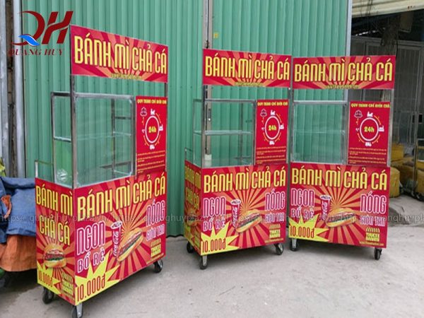 Xe bánh mì chả cá