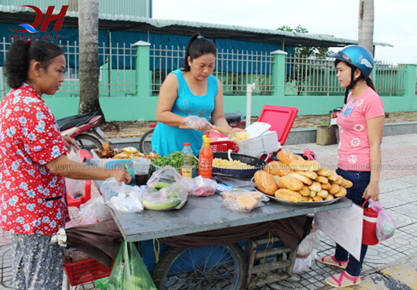 Sự thiếu chuyên nghiệp với xe bánh mì cũ trong kinh doanh