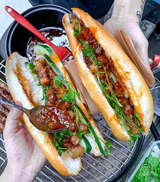 Bánh mì thịt nướng, món ăn nổi tiếng tại Hà Nội