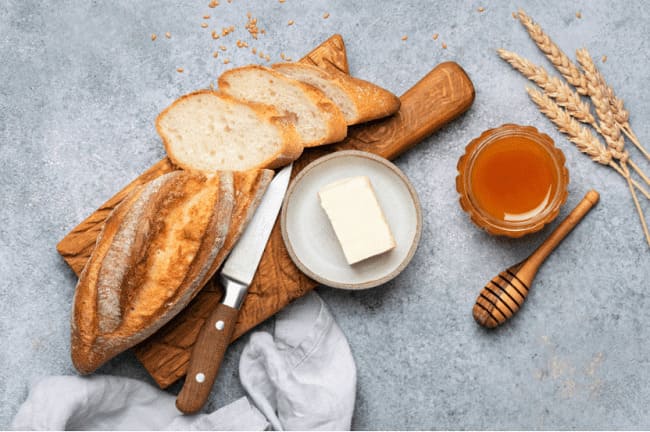 Cách làm bánh mì nướng bơ mật ong Thơm Nhức Nách