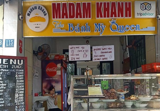 Tiệm bánh mì Madam Khanh