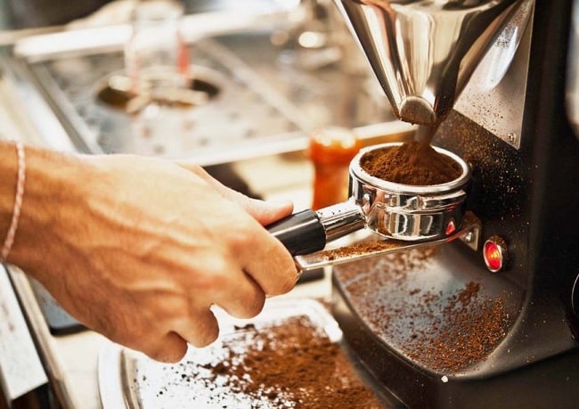 Chọn máy pha cà phê có công suất phù hợp với mô hình kinh doanh