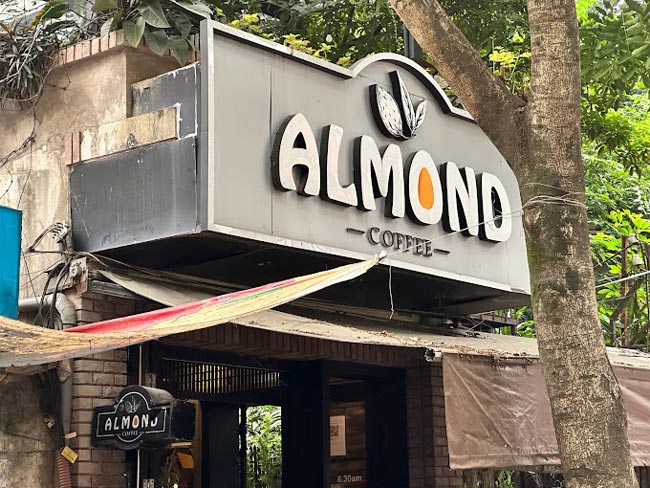 almond coffee