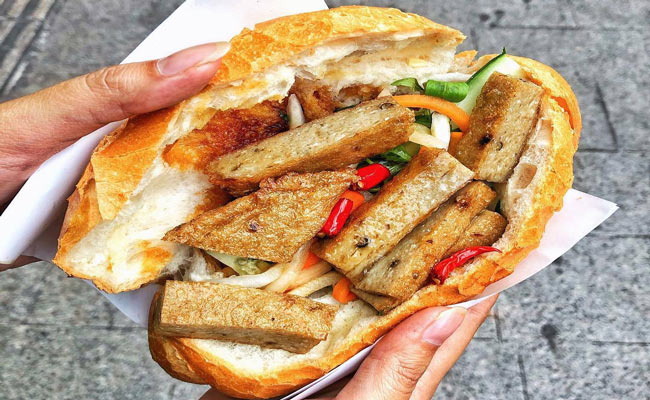 cách làm bánh mì chả cá Nha Trang
