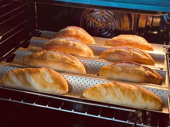chú ý thời gian nhiệt độ nướng bánh mì lạt